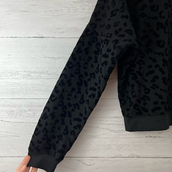 Alya Black Flocked Leopard Print Crew Neck Sweatshirt Size S - Picture 7 of 10